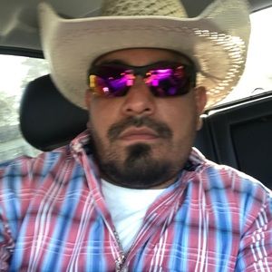 Meet your Posher, Gilberto